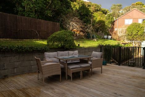 Photo of property in 9 Tralee Place, Johnsonville, Wellington, 6037