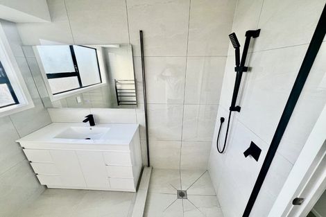 Photo of property in 27 Dissmeyer Drive, Clover Park, Auckland, 2019