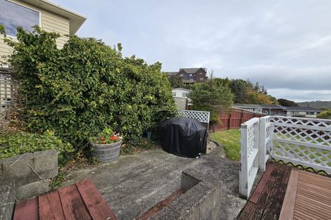 Photo of property in 14 Yarrow Place, Papakowhai, Porirua, 5024