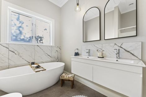 Photo of property in 24 Eastown Road, Whanganui East, Whanganui, 4500