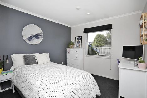 Photo of property in 16 Hoffman Court, Waikiwi, Invercargill, 9810