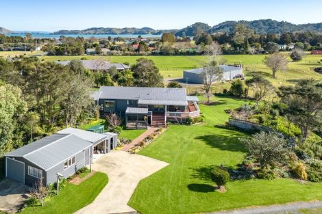 Photo of property in 75 Whangapoua Sh25 Road, Coromandel, 3506