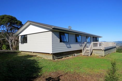 Photo of property in 209 Bellville Drive, Coromandel, 3506