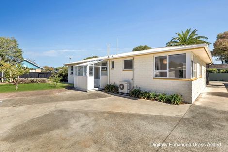 Photo of property in 58a Cottonwood Street, Parklands, Christchurch, 8083