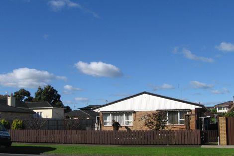 Photo of property in 2/73 Coronation Road, Papatoetoe, Auckland, 2025