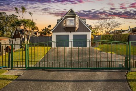 Photo of property in 64 Granville Drive, Massey, Auckland, 0614