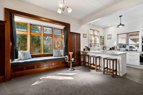 Photo of property in 102 Somerfield Street, Somerfield, Christchurch, 8024