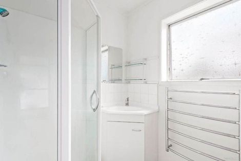 Photo of property in 1/42 Blacklock Avenue, Henderson, Auckland, 0612