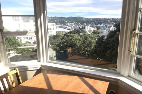 Photo of property in 82 Majoribanks Street, Mount Victoria, Wellington, 6011