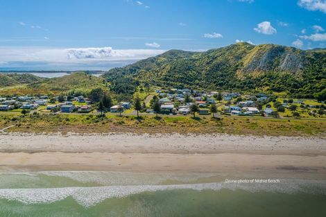 Photo of property in 29 Moana Drive, Mahia, Nuhaka, 4198