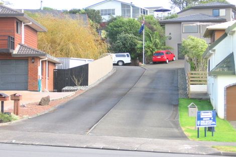 Photo of property in 35 William Bayes Place, Red Beach, 0932