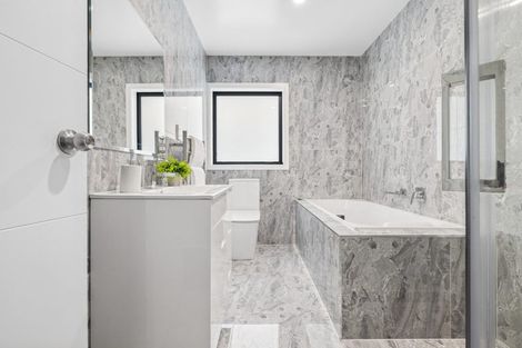 Photo of property in 142 Lisle Farm Drive, Pukekohe, 2120