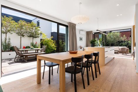 Photo of property in 52b Innes Road, St Albans, Christchurch, 8052