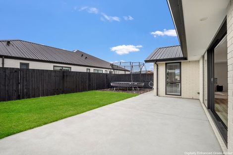 Photo of property in 7 Gisele Crescent, Halswell, Christchurch, 8025