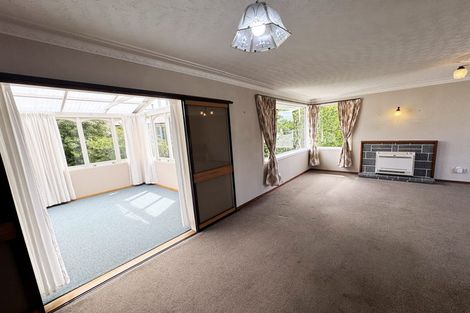 Photo of property in 16 Geelong Place, Burnside, Christchurch, 8053