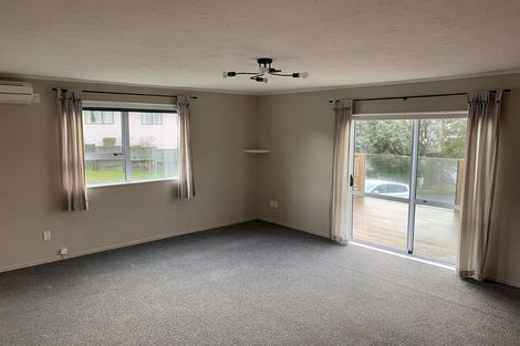 Photo of property in 25 Nassau Avenue, Grenada North, Wellington, 5028