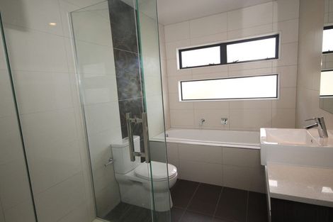 Photo of property in 21a Dallinghoe Crescent, Milford, Auckland, 0620