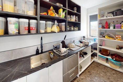 Photo of property in 77 Freedom Drive, Kelvin Grove, Palmerston North, 4414