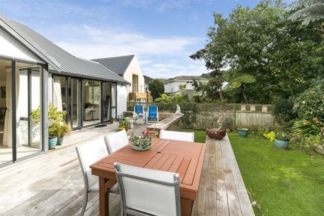 Photo of property in 19a Ngatoto Street, Khandallah, Wellington, 6035