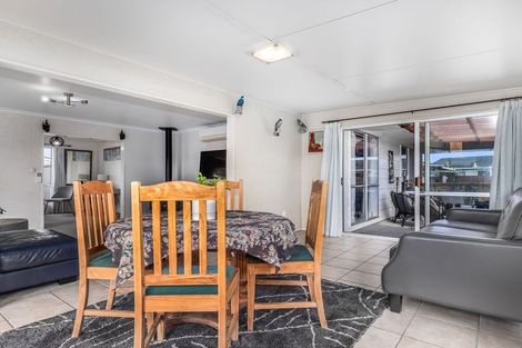 Photo of property in 3 Rimu Street, Levin, 5510