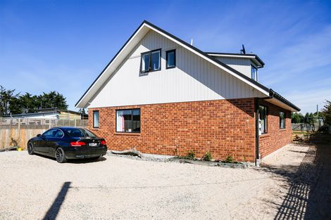 Photo of property in 43 Cobblestone Road, Kakanui, Oamaru, 9495