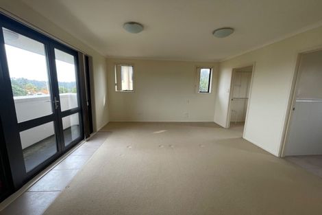 Photo of property in 28 Greenbough Lane, Greenhithe, Auckland, 0632