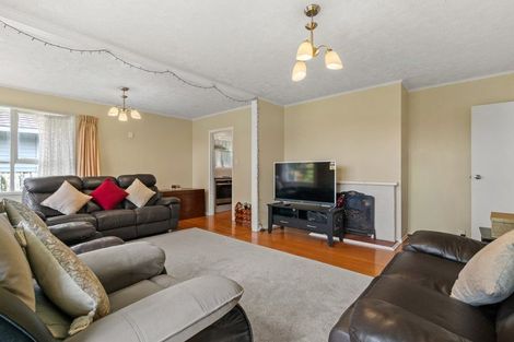 Photo of property in 503 Massey Road, Mangere, Auckland, 2022