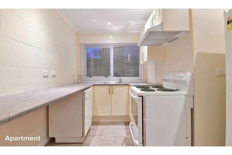 Photo of property in 13 Quo Vadis Place, Red Beach, 0932