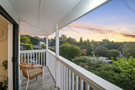 Photo of property in 10 Emery Grove, Bayview, Auckland, 0629