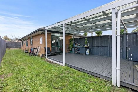 Photo of property in 5 Gerona Crescent, Hillpark, Auckland, 2102