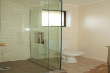 Photo of property in 27 Harris Road, Mount Wellington, Auckland, 1051