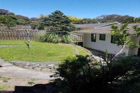 Photo of property in 37 Postgate Drive, Whitby, Porirua, 5024