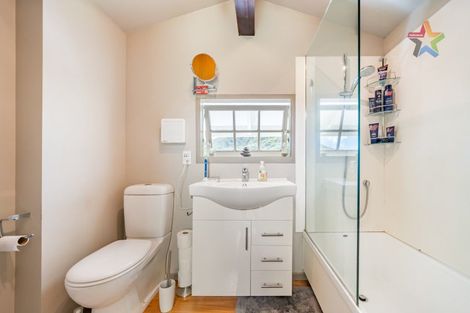 Photo of property in 4 Kerkwall Drive, Naenae, Lower Hutt, 5011