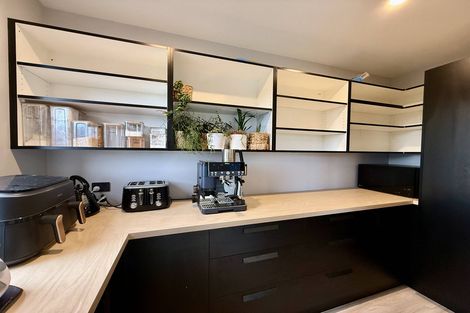 Photo of property in 17 Rexs Way, Green Island, Dunedin, 9018