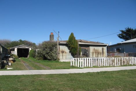 Photo of property in 20 Himatangi Street, Himatangi Beach, Foxton, 4891