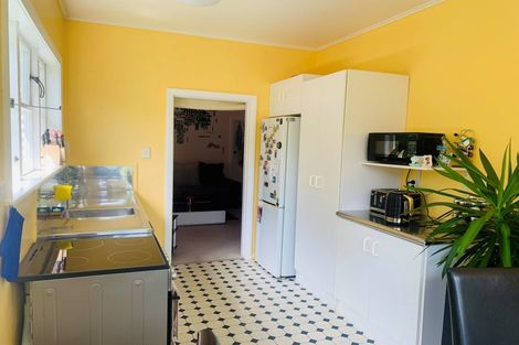 Photo of property in 74 Sunshine Avenue, Karori, Wellington, 6012