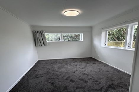 Photo of property in 107a Beechdale Crescent, Pakuranga Heights, Auckland, 2010