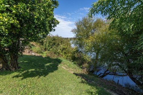 Photo of property in 222 Great South Road, Huntly, 3700