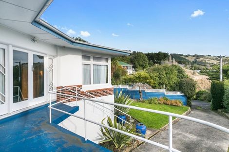 Photo of property in 4 Rosehill Road, Macandrew Bay, Dunedin, 9077