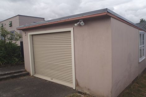 Photo of property in 2/203 Waimumu Road, Massey, Auckland, 0614