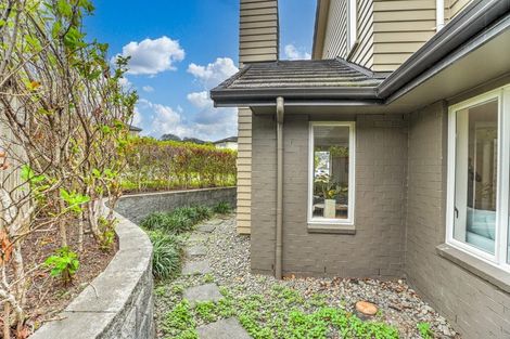 Photo of property in 12 Kouras Place, Flat Bush, Auckland, 2016