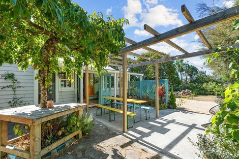 Photo of property in 54 Dublin Street, Martinborough, 5711