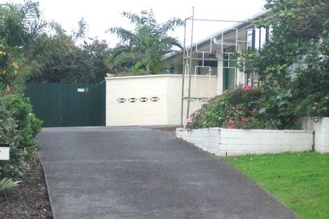 Photo of property in 2/27 Treeway, Sunnyhills, Auckland, 2010