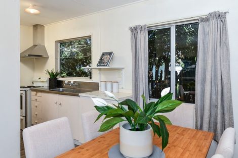 Photo of property in 39e Avalon Drive, Nawton, Hamilton, 3200