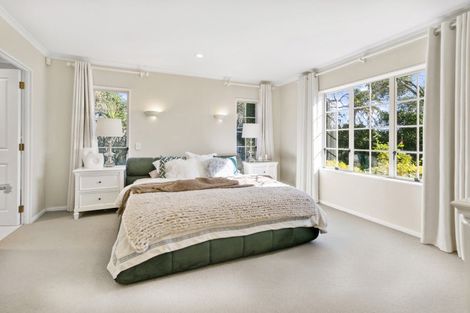 Photo of property in 12 San Jose Rise, Shamrock Park, Auckland, 2016