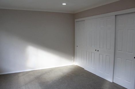 Photo of property in 2/21 Glanworth Place, Dannemora, Auckland, 2016