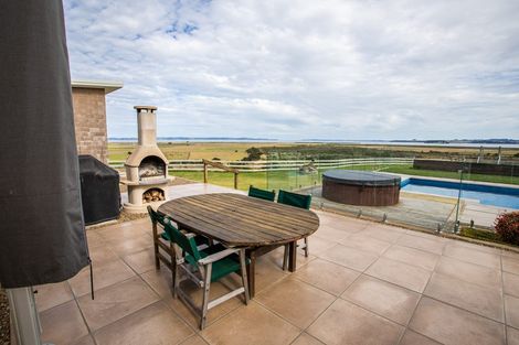 Photo of property in 3354 Kaipara Coast Highway, Glorit, Warkworth, 0984