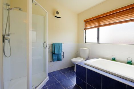 Photo of property in 28a James Cook Drive, Whitby, Porirua, 5024