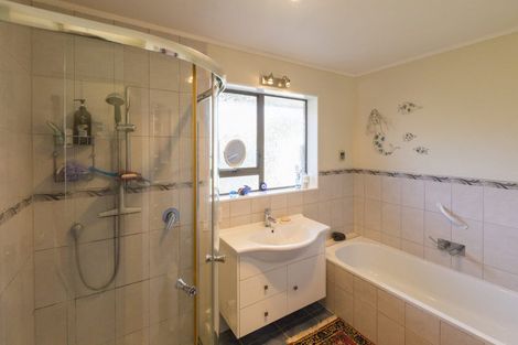 Photo of property in 7b Nukumea Common, Orewa, 0931
