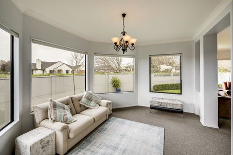 Photo of property in 2 The Croft, Havelock North, 4130